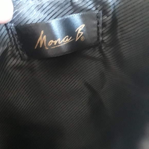 Maid Of Honor Top Zip Wristlet Bag - Picture 7 of 9